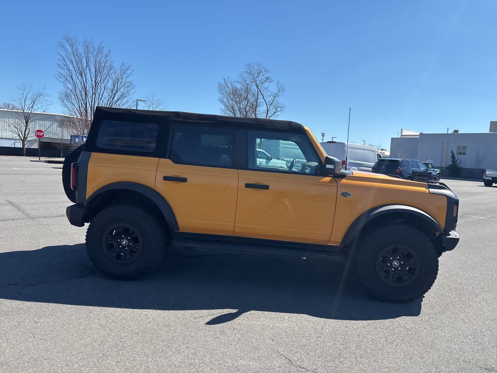 Thumbnail: 2022 Ford Bronco - 11