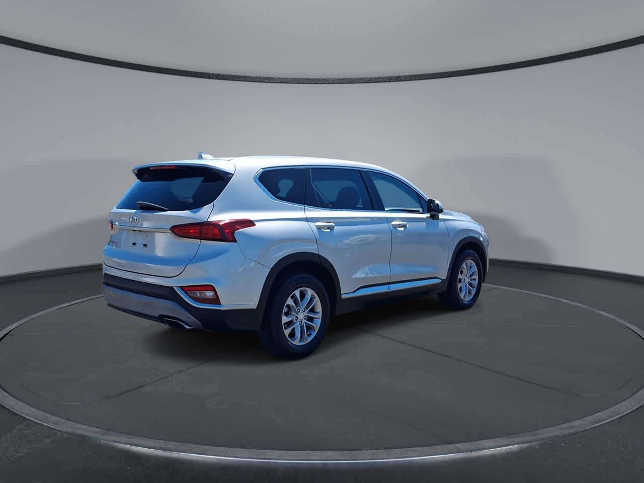 Thumbnail: 2019 Hyundai Santa Fe - 8