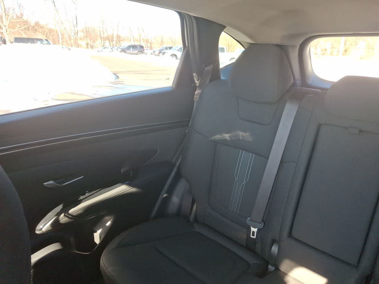 Thumbnail: 2022 Hyundai Tucson - 12