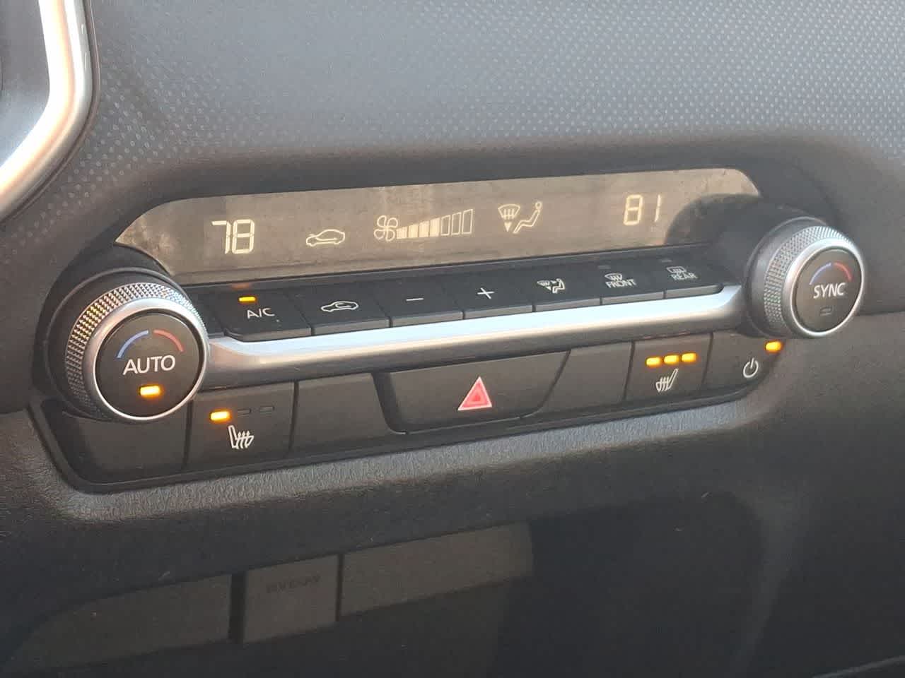 Thumbnail: 2025 Mazda CX-50 - 25