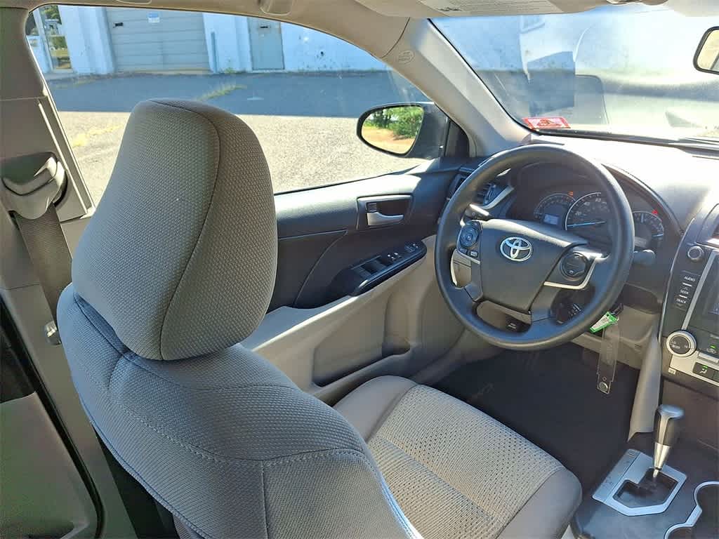 Thumbnail: 2013 Toyota Camry - 15