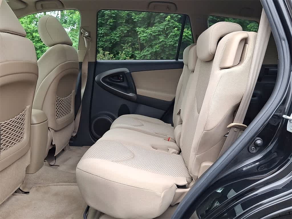 Thumbnail: 2011 Toyota RAV4 - 19