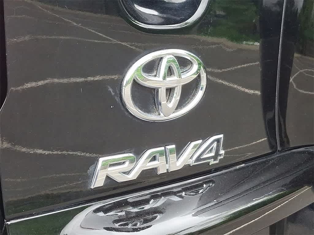 Thumbnail: 2011 Toyota RAV4 - 20