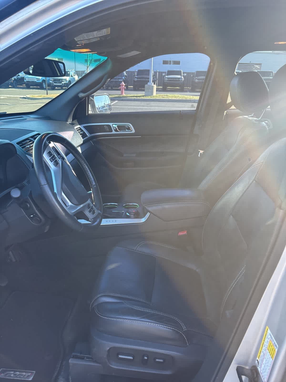 Thumbnail: 2014 Ford Explorer - 8