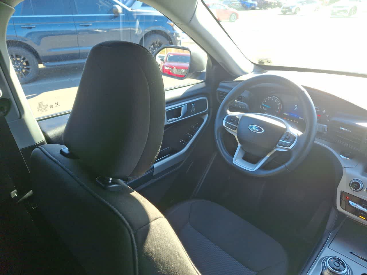 Thumbnail: 2023 Ford Explorer - 15