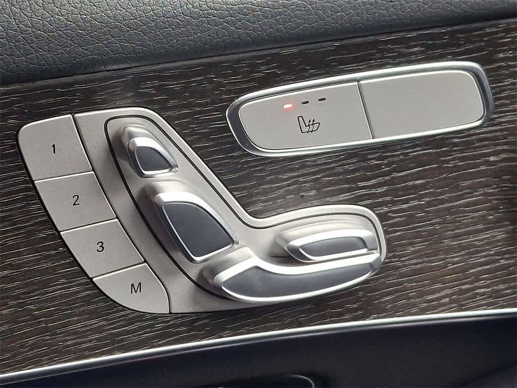 2022 Mercedes-Benz GLC 300 19