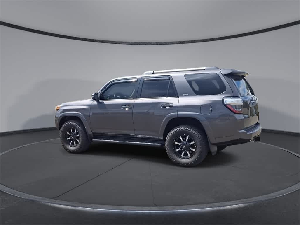 Thumbnail: 2019 Toyota 4Runner - 6