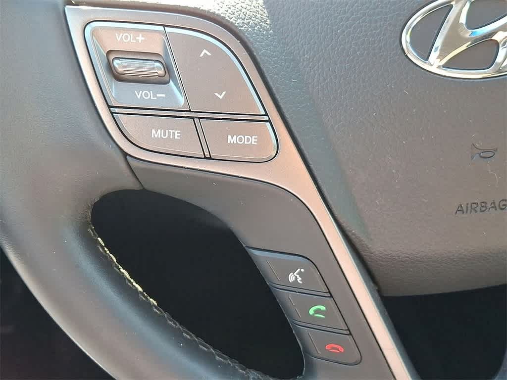 Thumbnail: 2014 Hyundai Santa Fe - 23