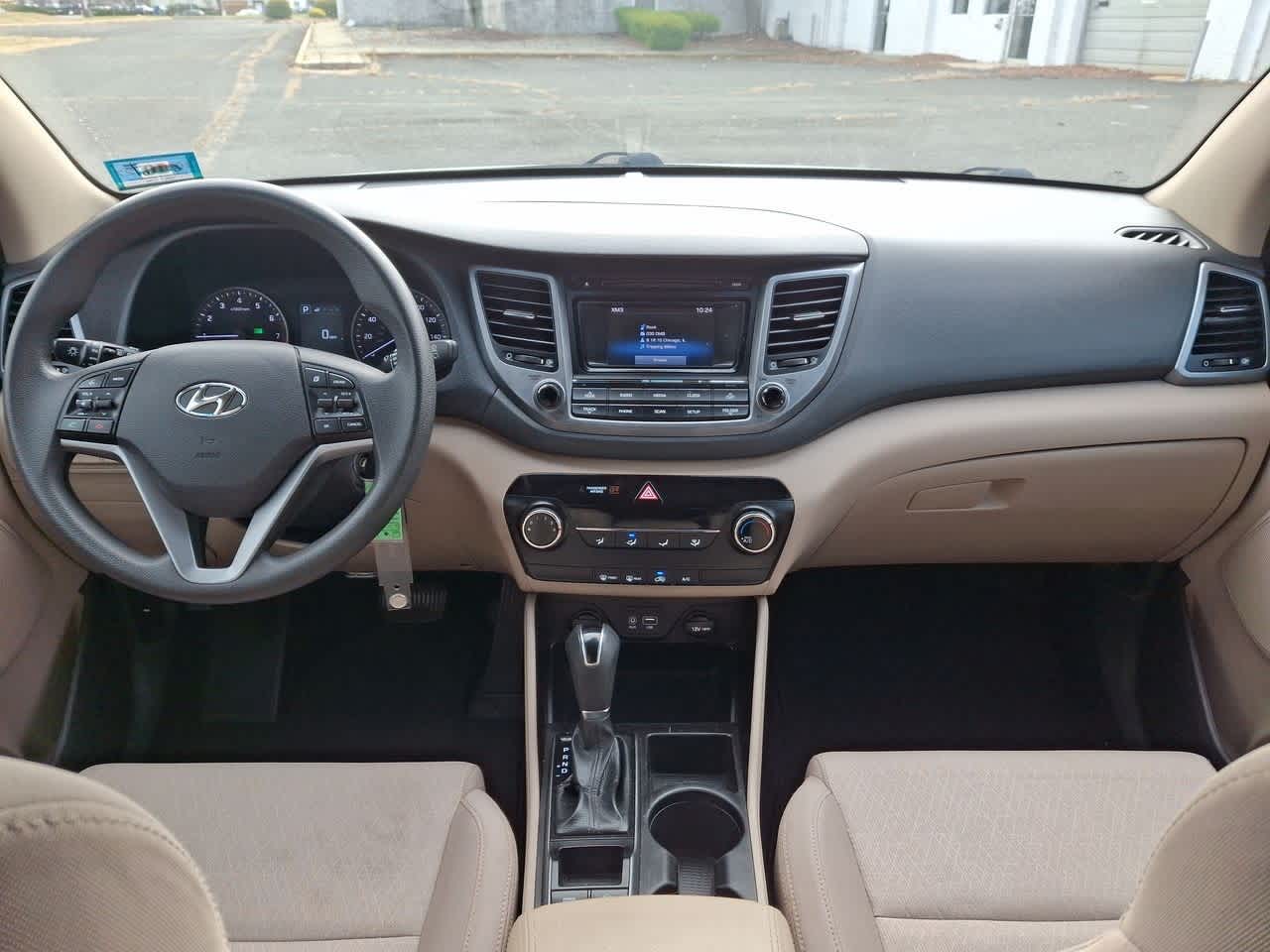 Thumbnail: 2017 Hyundai Tucson - 10