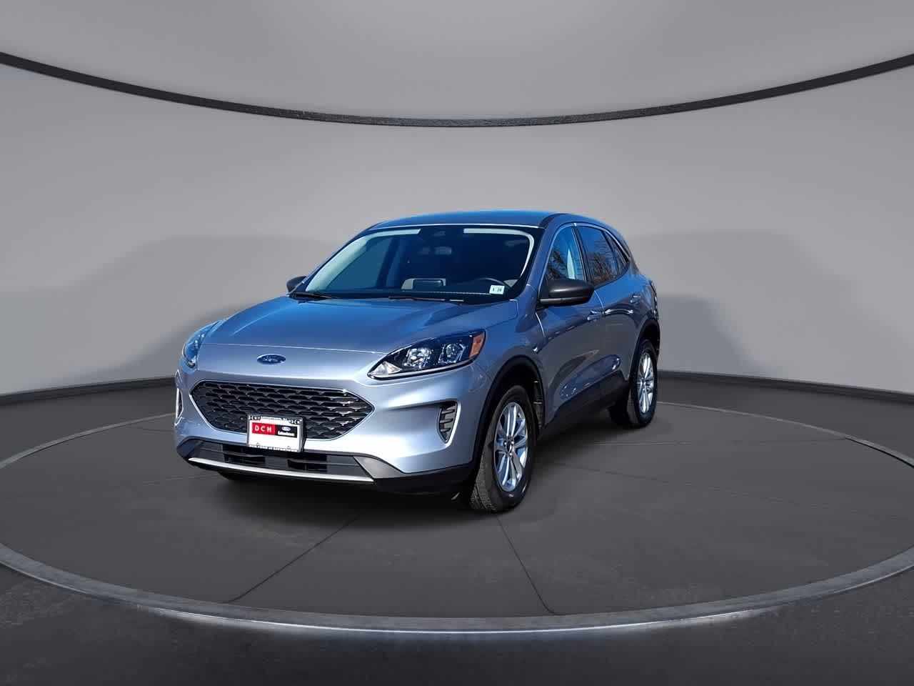 Thumbnail: 2022 Ford Escape - 3