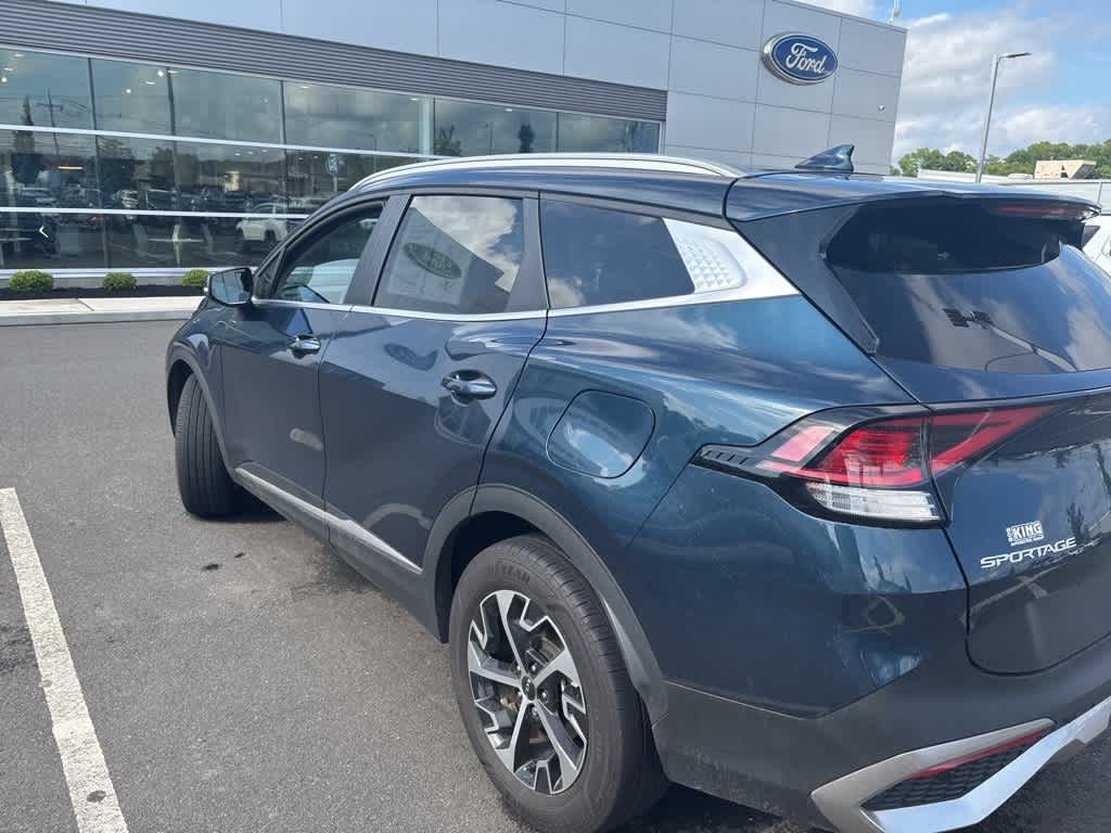 2023 Kia Sportage EX 4