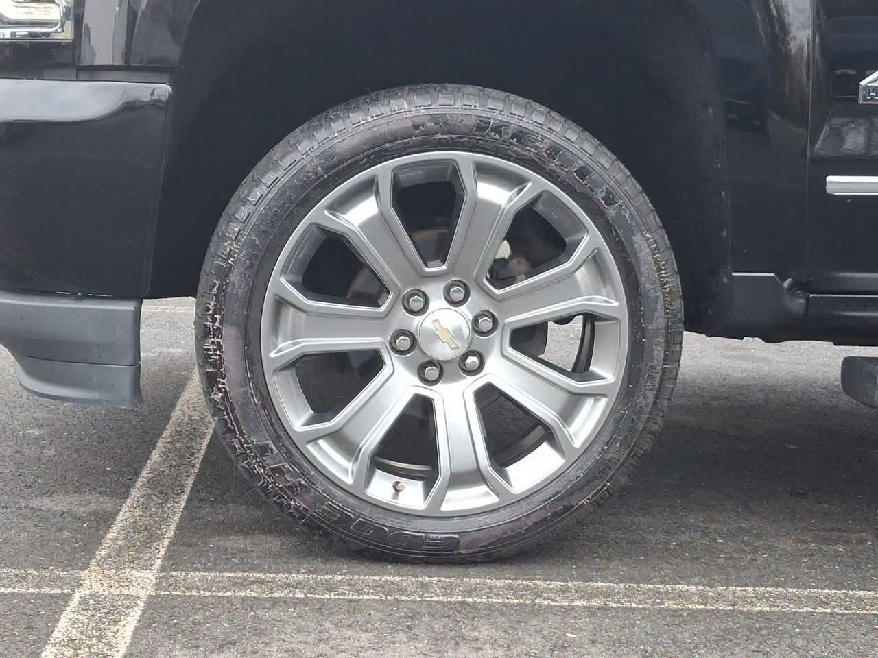 Thumbnail: 2018 Chevrolet Silverado 1500 - 29