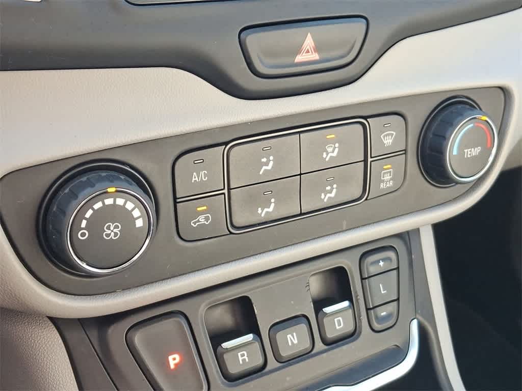 Thumbnail: 2020 GMC Terrain - 25