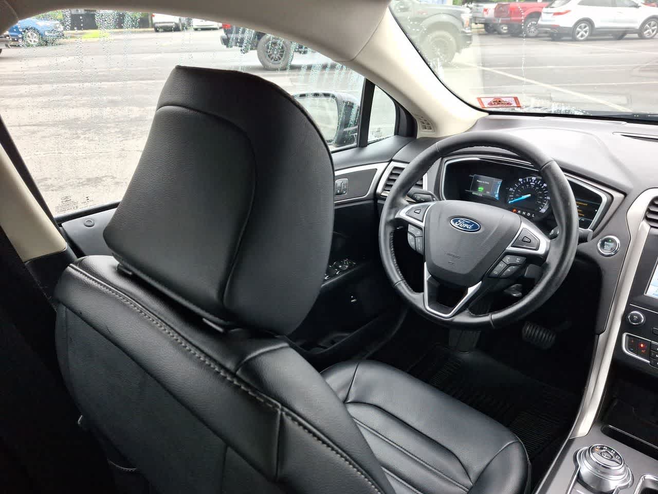 Thumbnail: 2020 Ford Fusion - 15