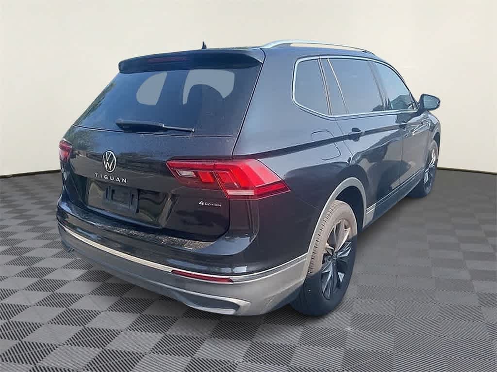 Thumbnail: 2022 Volkswagen Tiguan - 6