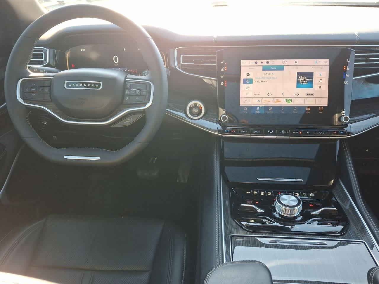 Thumbnail: 2022 Jeep Wagoneer - 27