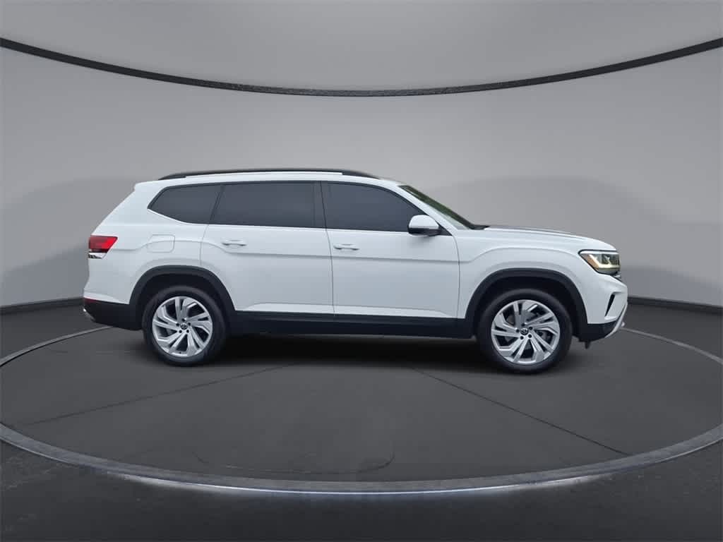Thumbnail: 2022 Volkswagen Atlas - 9