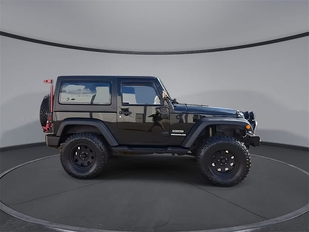 Thumbnail: 2012 Jeep Wrangler - 9