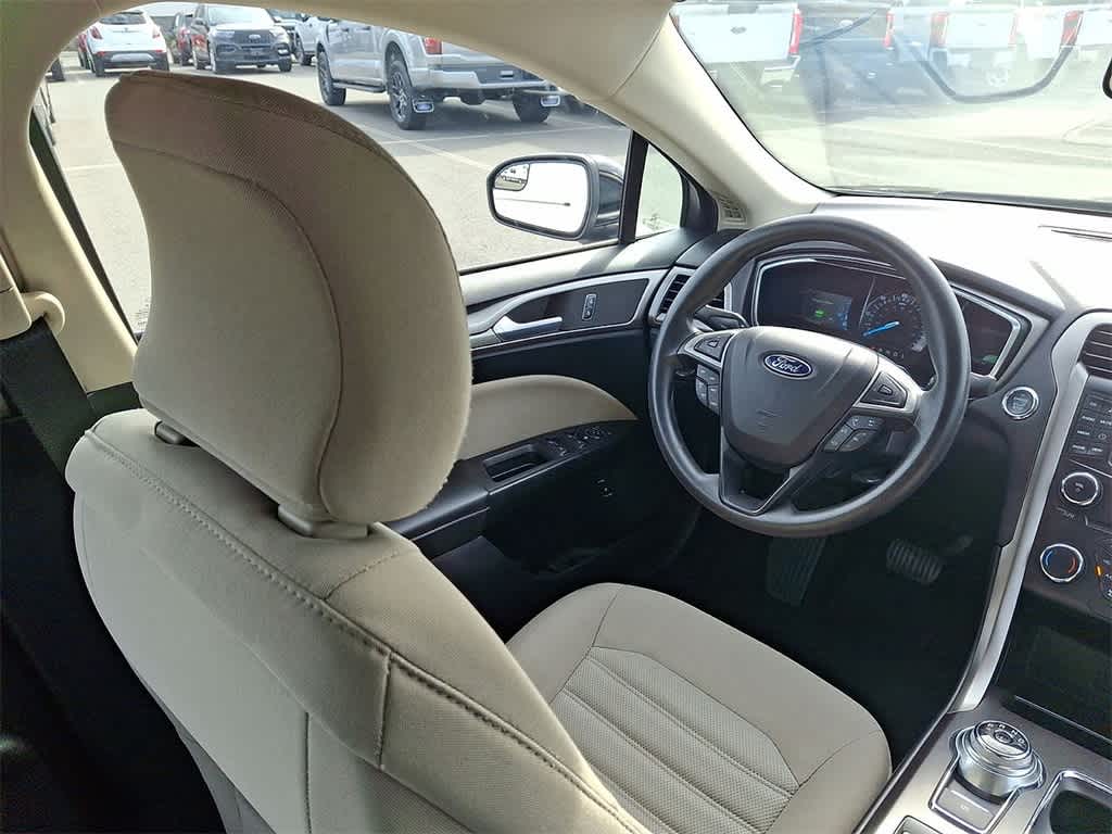 Thumbnail: 2018 Ford Fusion - 15