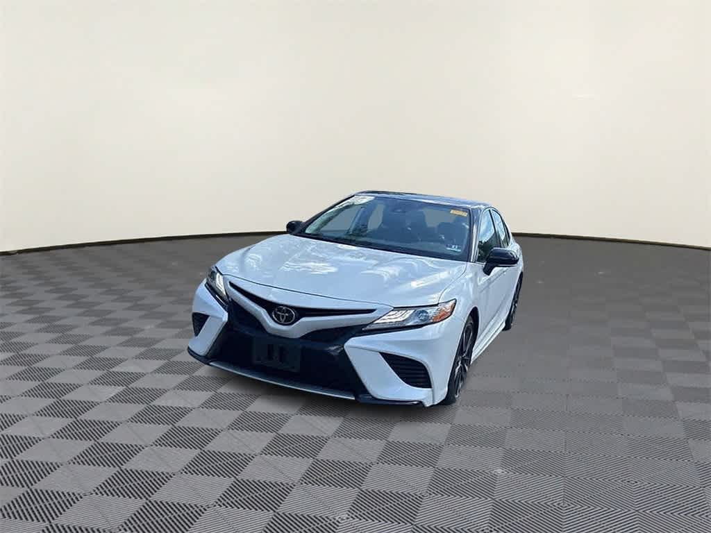 Thumbnail: 2019 Toyota Camry - 4