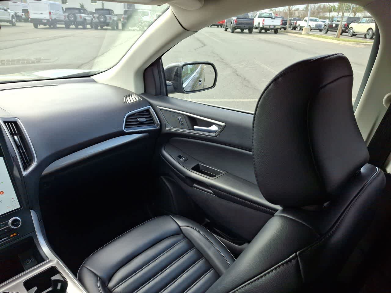 Thumbnail: 2024 Ford Edge - 11