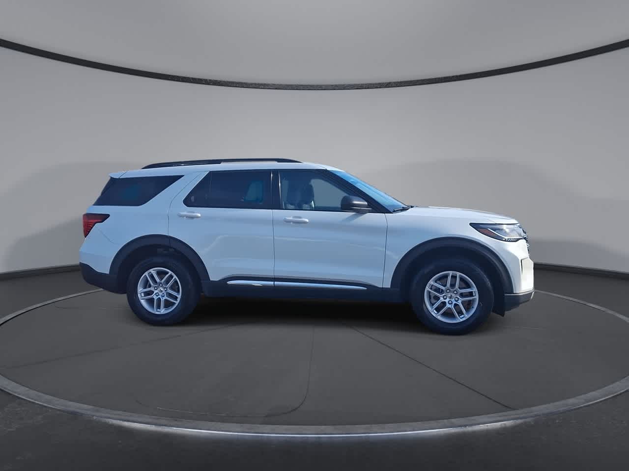 Thumbnail: 2025 Ford Explorer - 9
