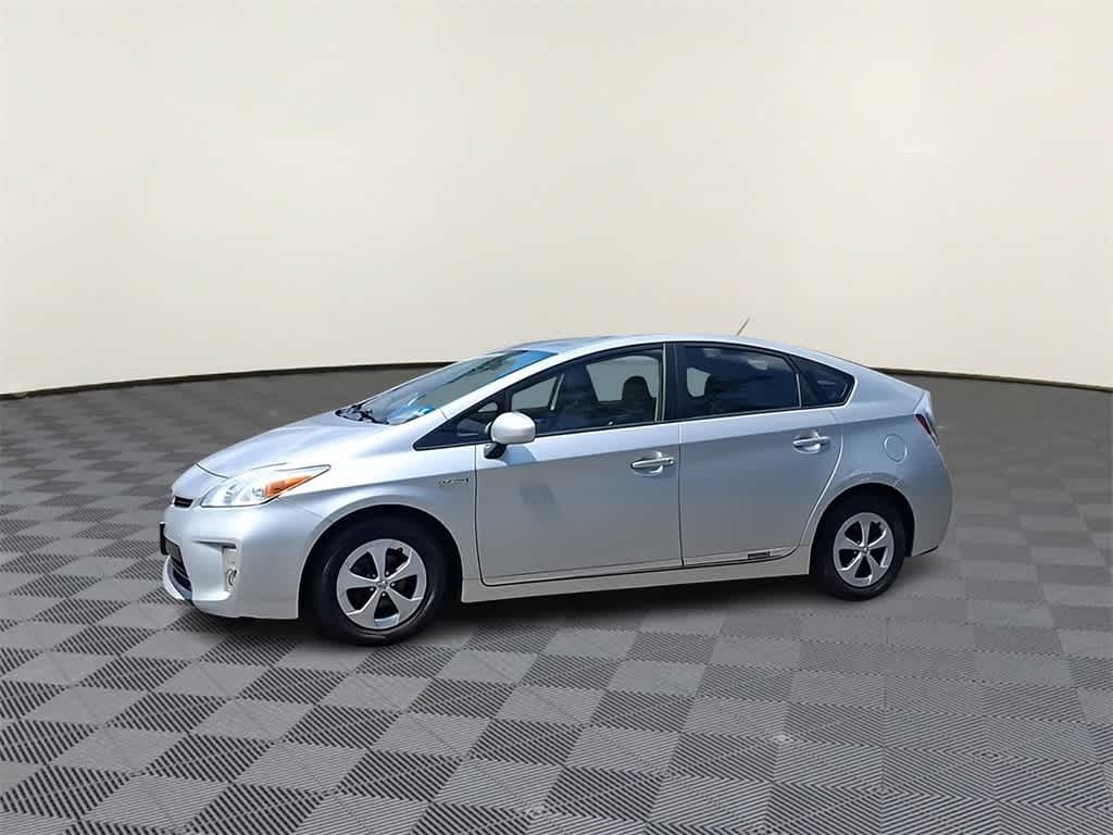 Thumbnail: 2014 Toyota Prius - 4