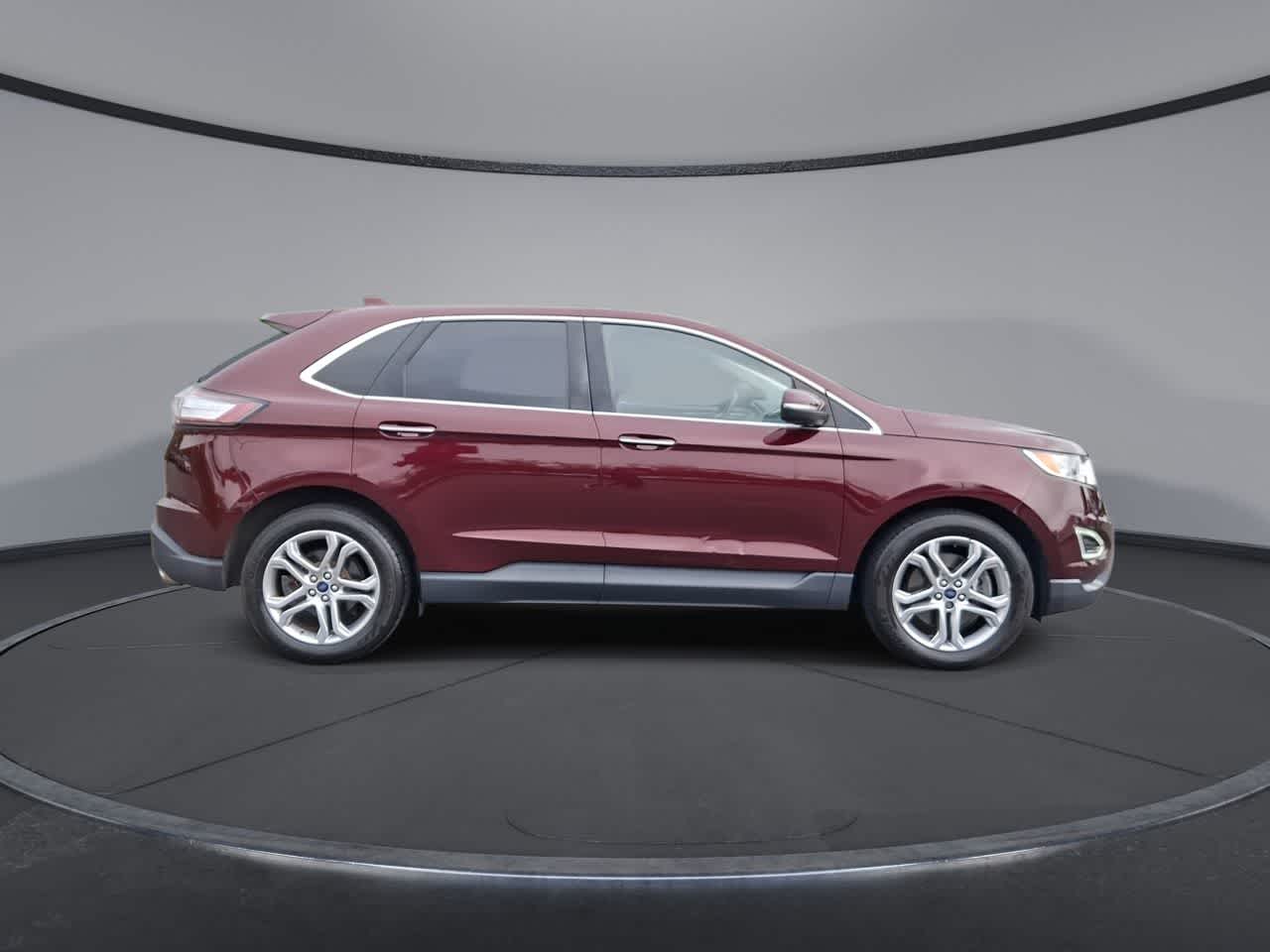Thumbnail: 2017 Ford Edge - 8