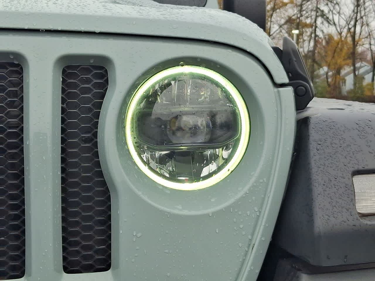 Thumbnail: 2023 Jeep Wrangler - 30