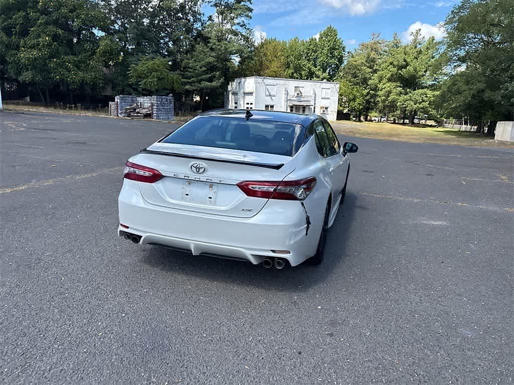 Thumbnail: 2019 Toyota Camry - 17