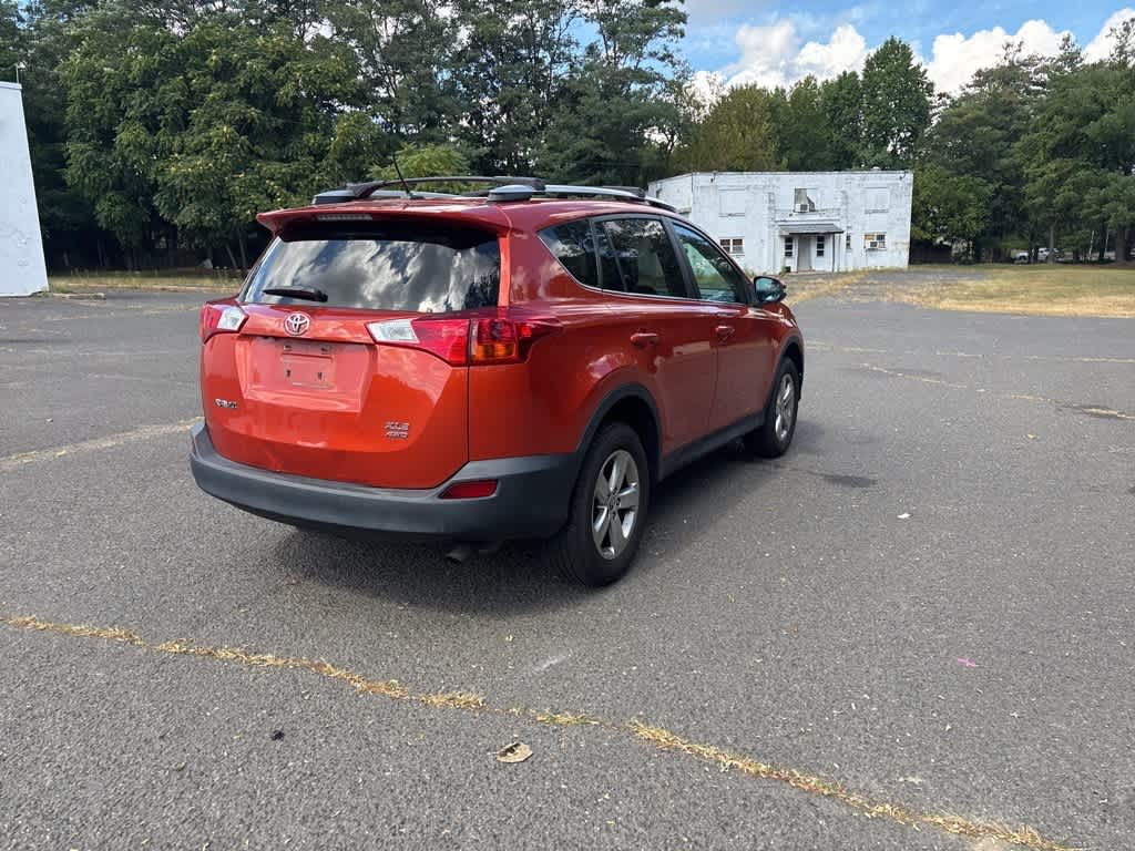 Thumbnail: 2015 Toyota RAV4 - 19