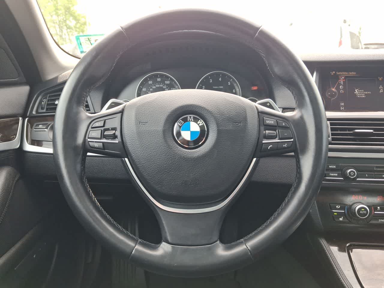 Thumbnail: 2016 BMW 5 Series - 22