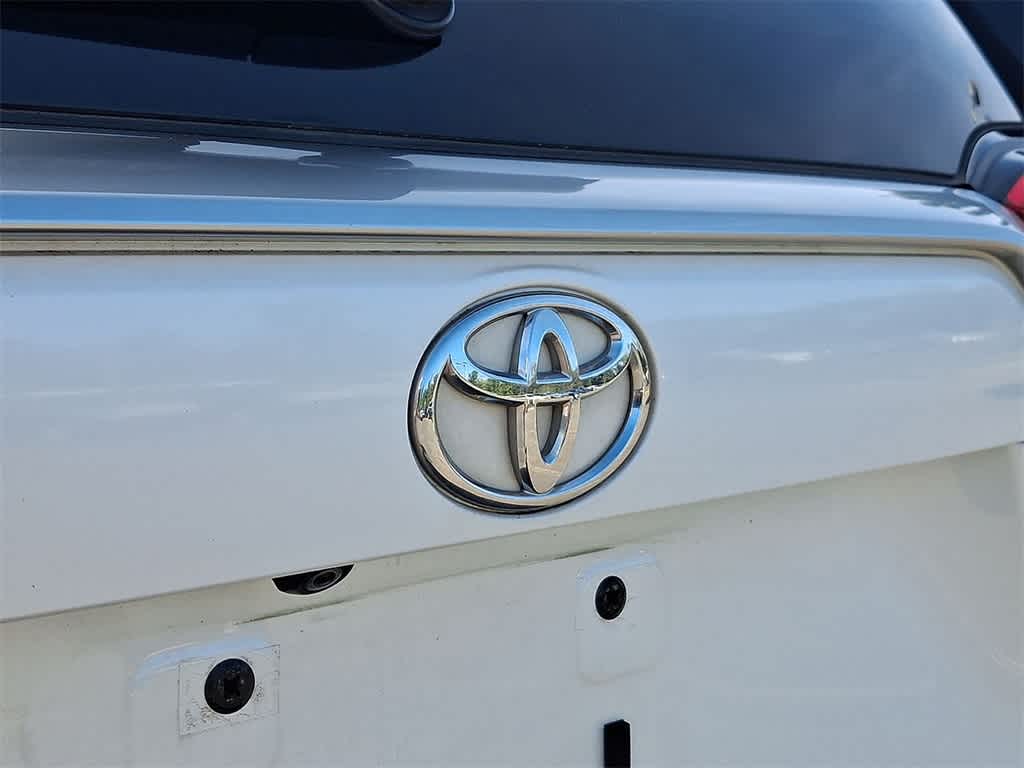 Thumbnail: 2019 Toyota RAV4 - 28