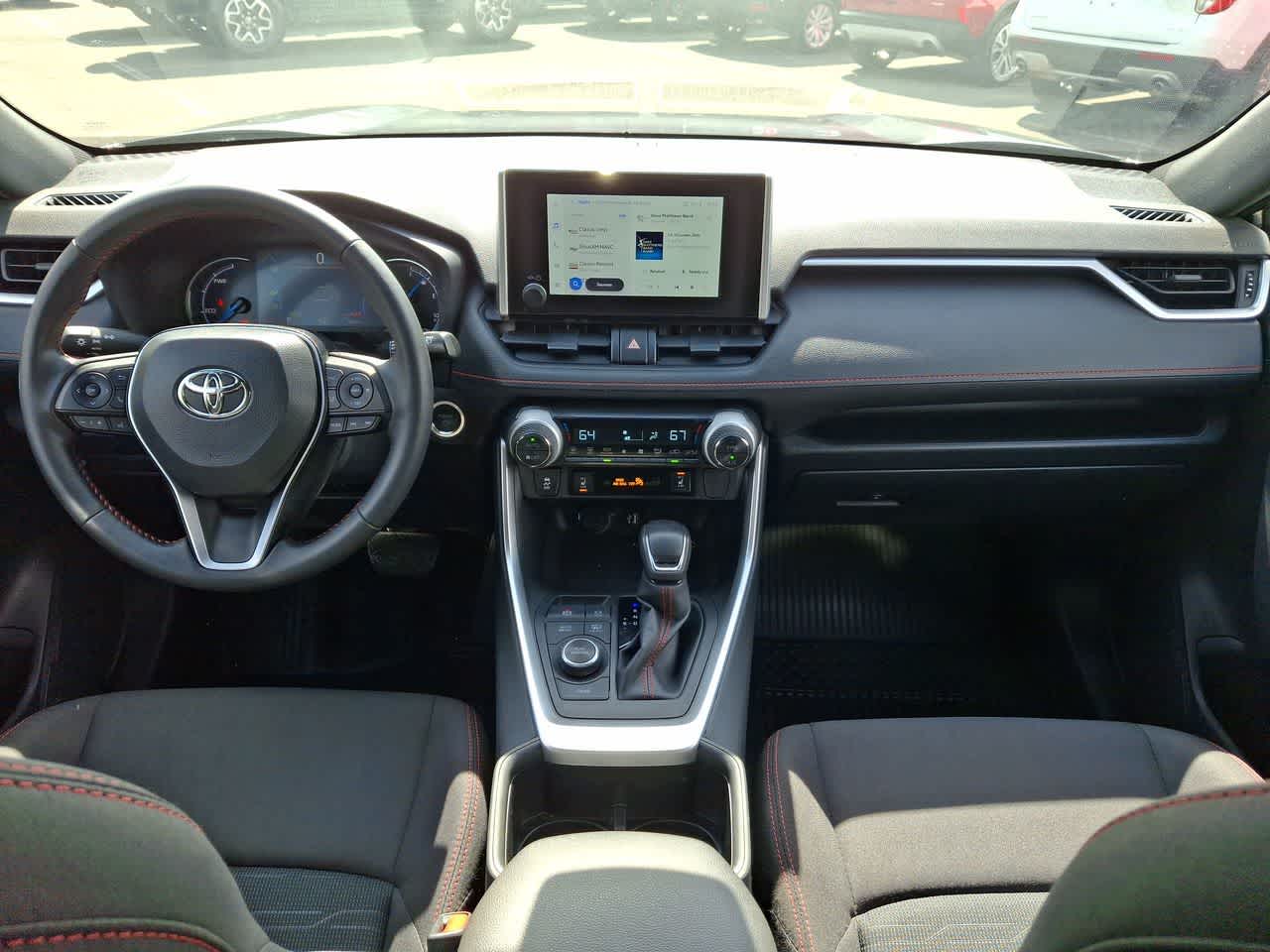 Thumbnail: 2025 Toyota RAV4 - 10