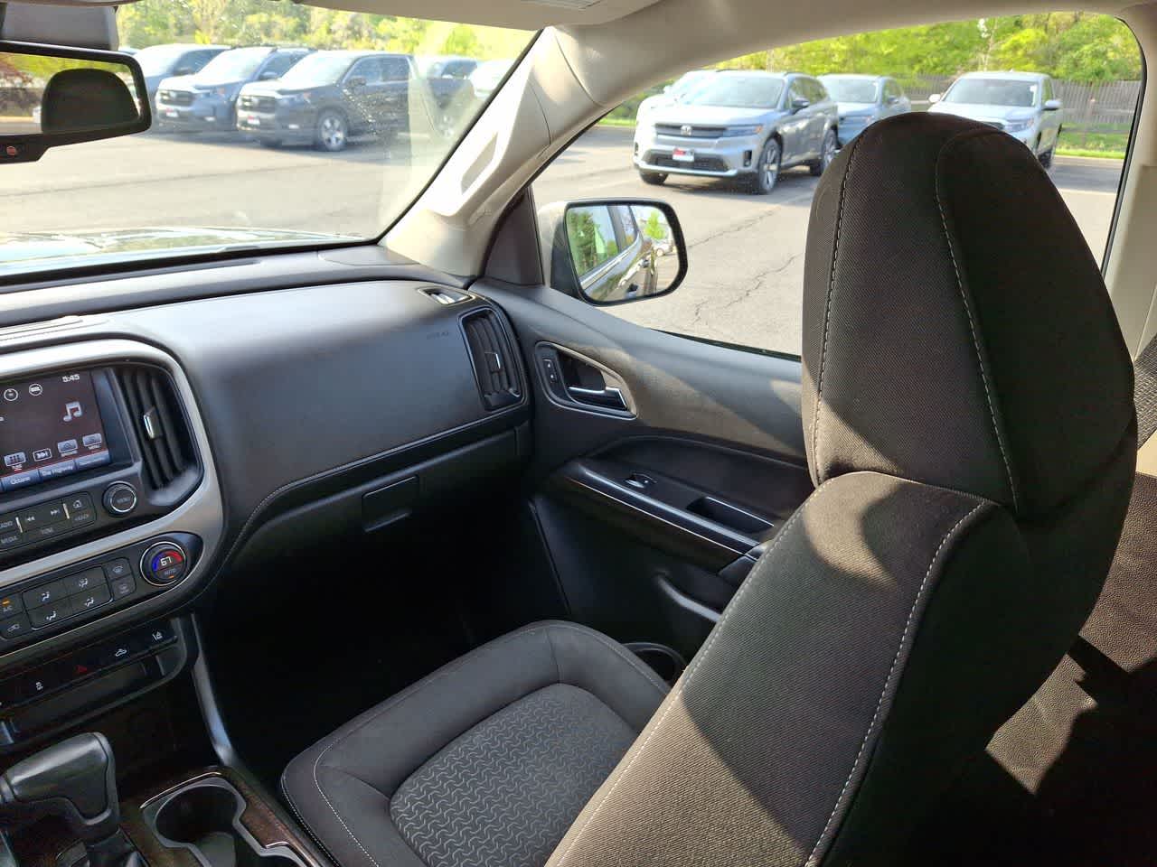 Thumbnail: 2016 GMC Canyon - 11