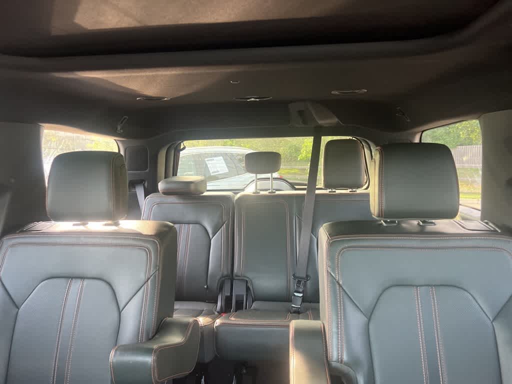 Thumbnail: 2022 Ford Expedition - 24