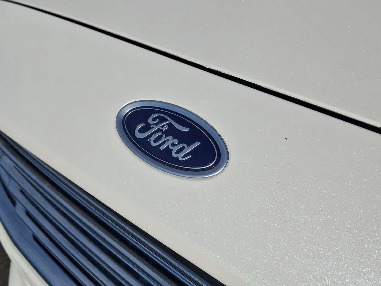 Thumbnail: 2013 Ford Fusion - 27