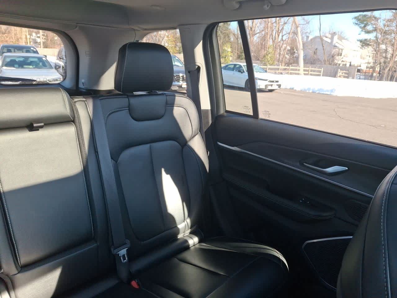 Thumbnail: 2024 Jeep Grand Cherokee - 14