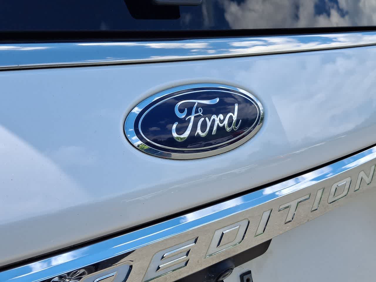 Thumbnail: 2018 Ford Expedition - 28
