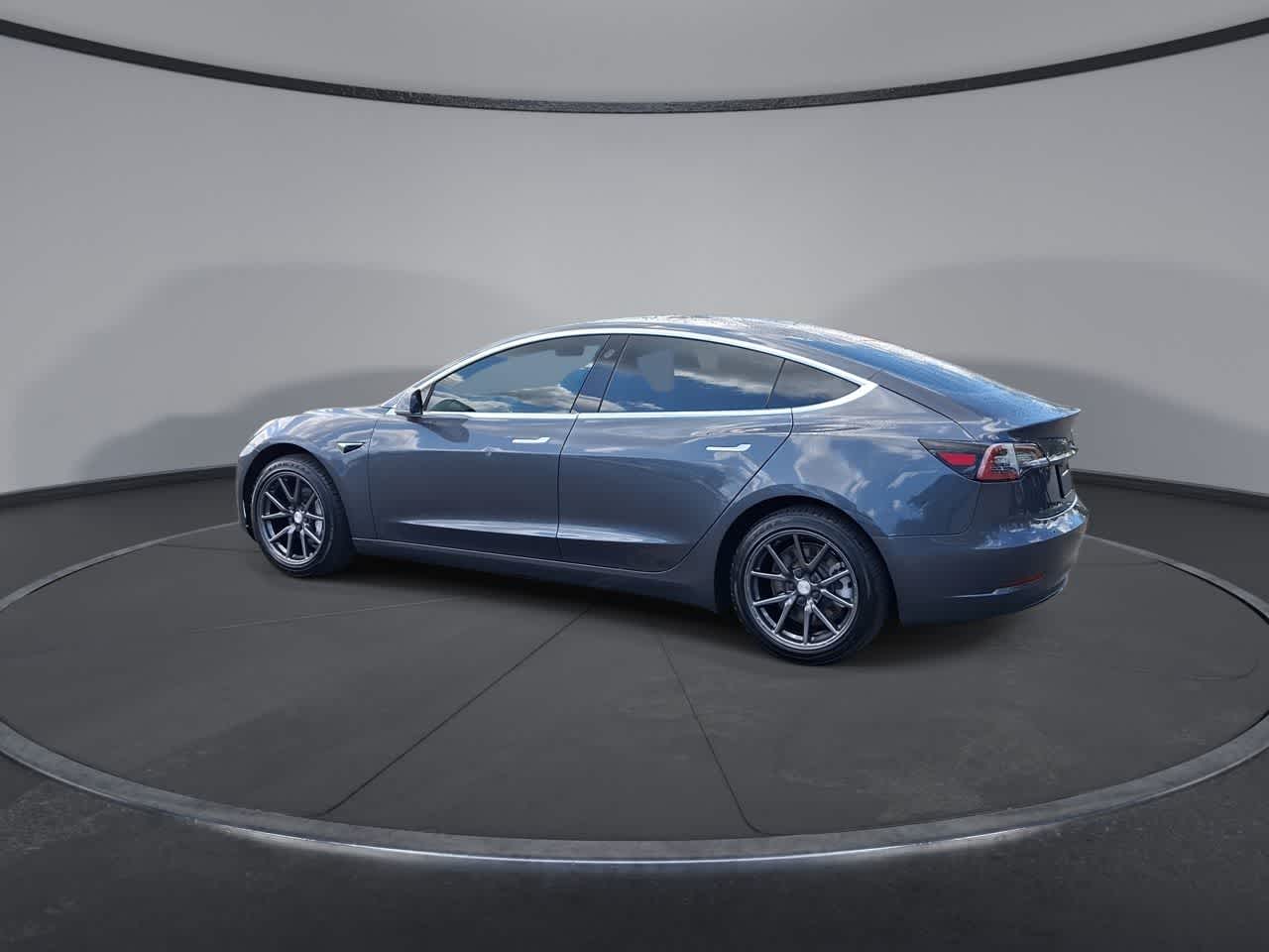 Thumbnail: 2019 Tesla Model 3 - 6