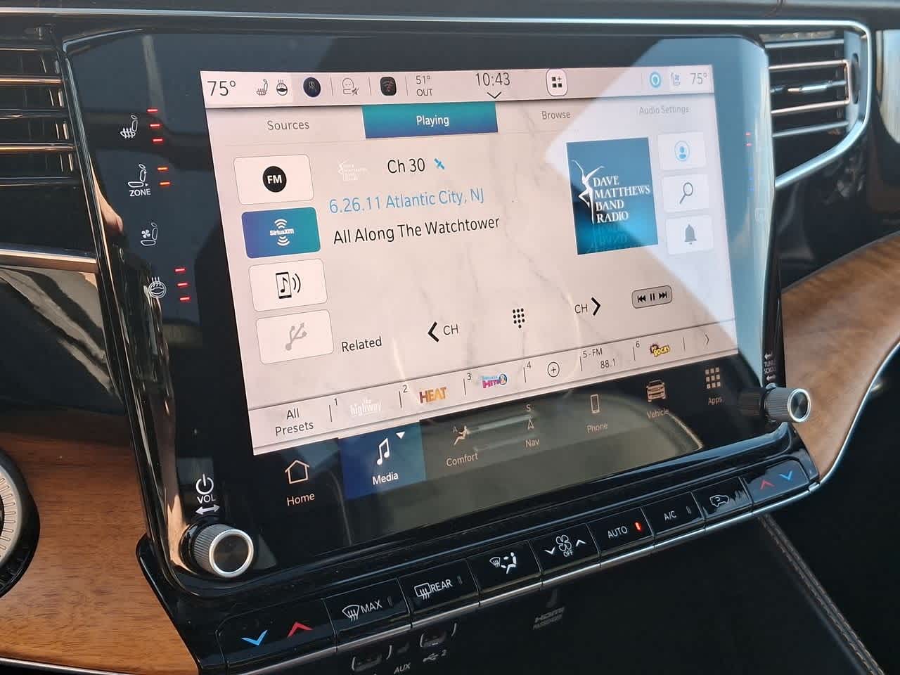 Thumbnail: 2024 Jeep Grand Wagoneer L - 20