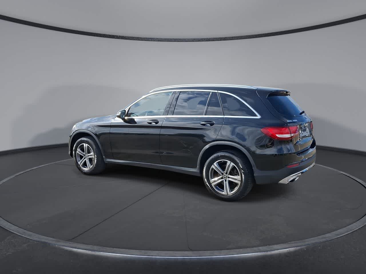 Thumbnail: 2019 Mercedes-Benz GLC - 6
