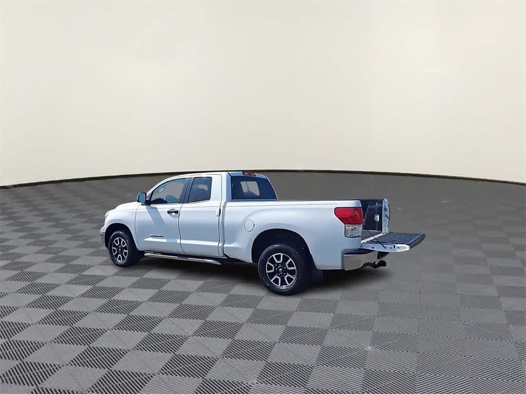 Thumbnail: 2013 Toyota Tundra - 6