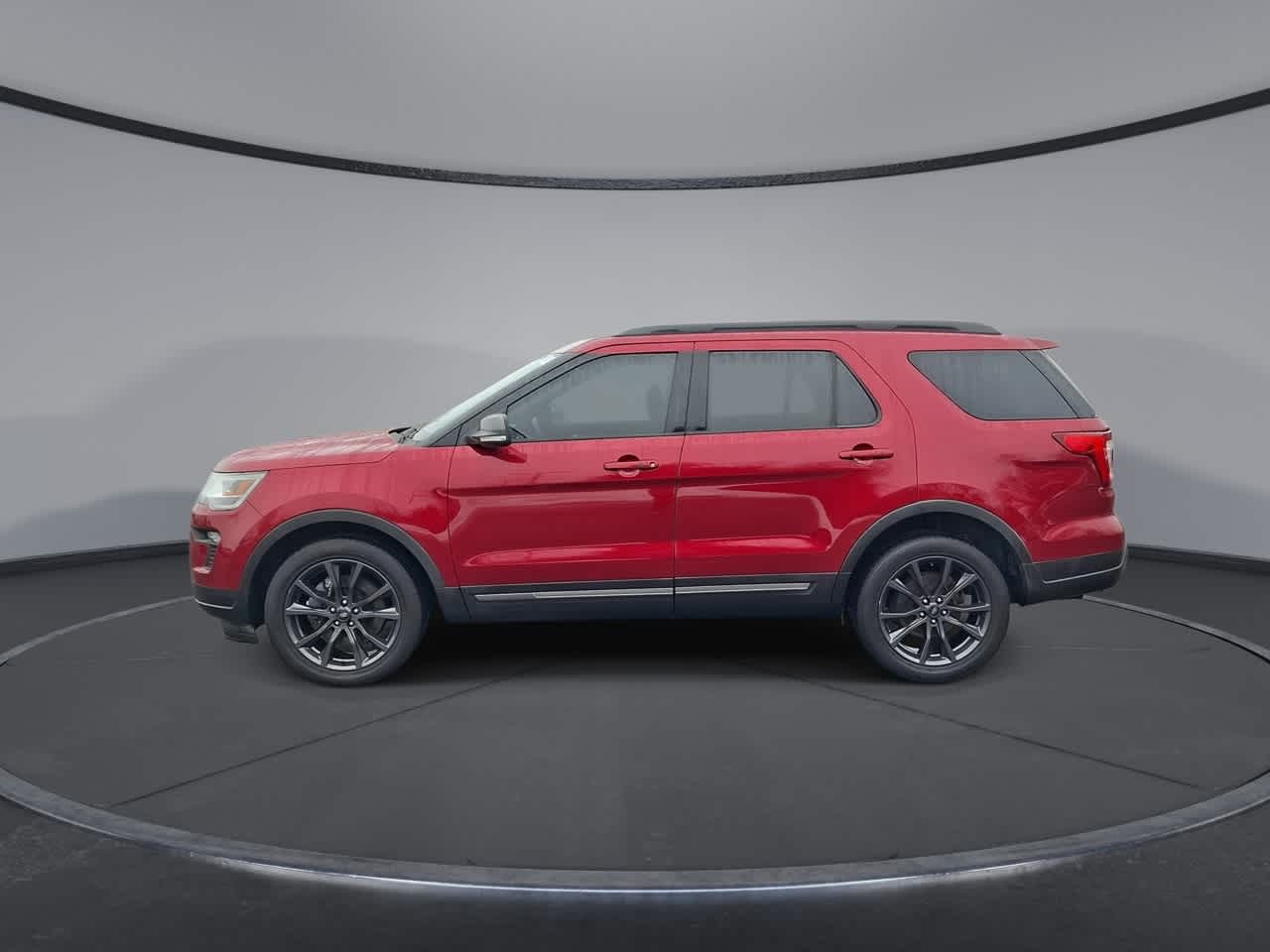Thumbnail: 2018 Ford Explorer - 5