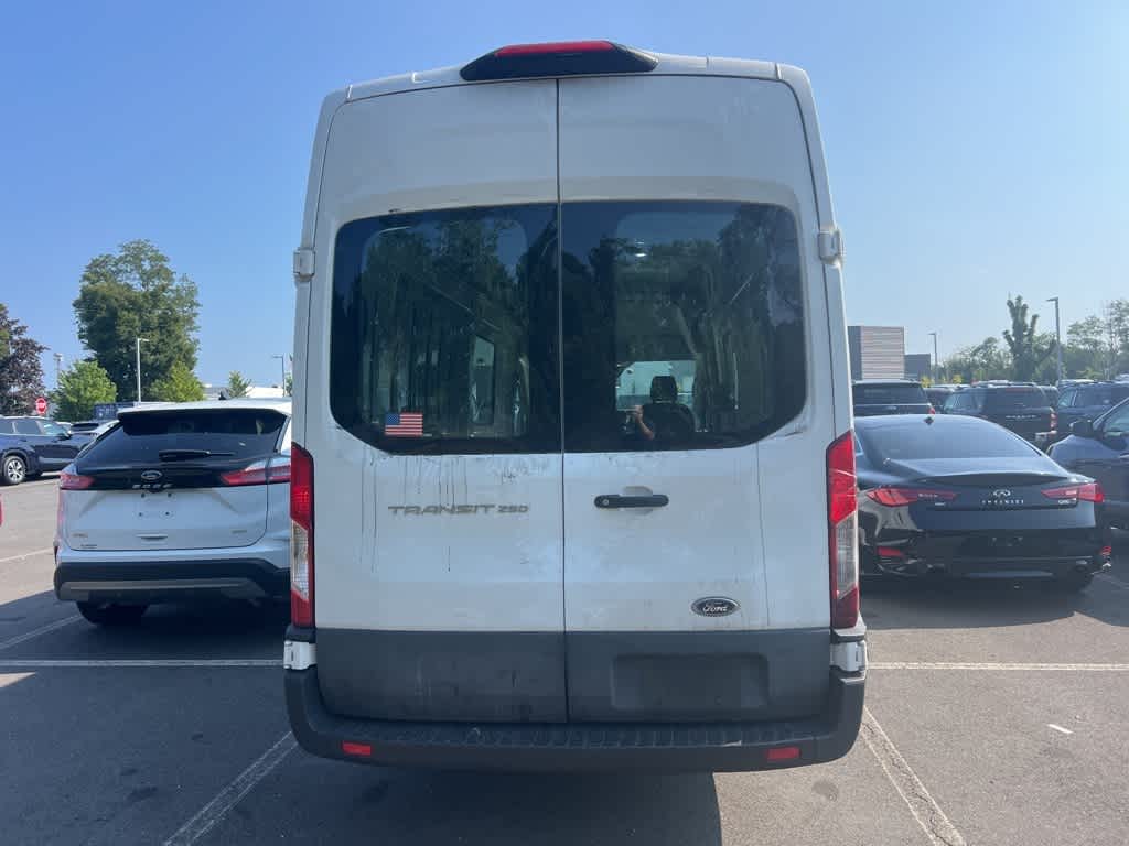 Thumbnail: 2022 Ford Transit Series - 7
