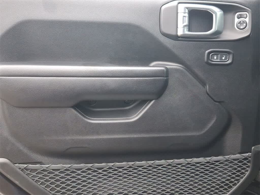 Thumbnail: 2021 Jeep Wrangler - 16