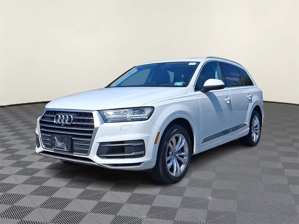 Thumbnail: 2019 Audi Q7 - 1