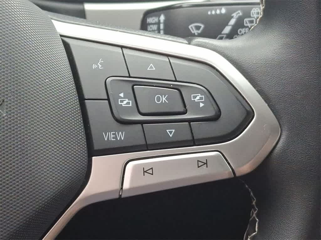 Thumbnail: 2022 Volkswagen Atlas - 24