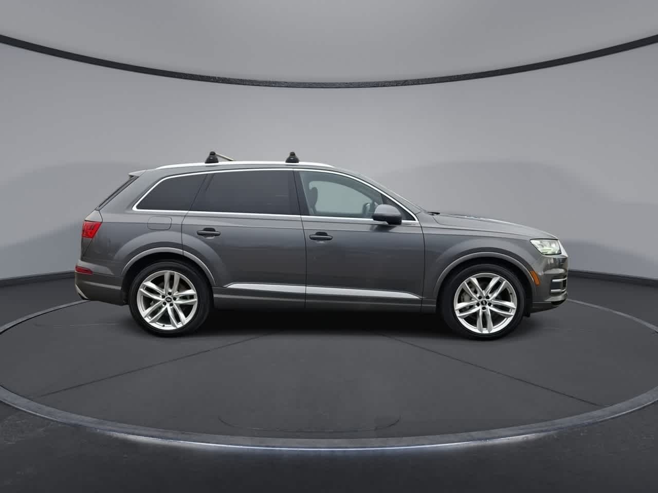 Thumbnail: 2018 Audi Q7 - 9