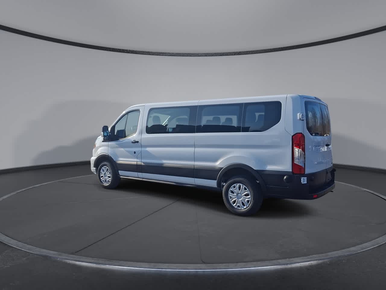 Thumbnail: 2024 Ford Econoline - 6
